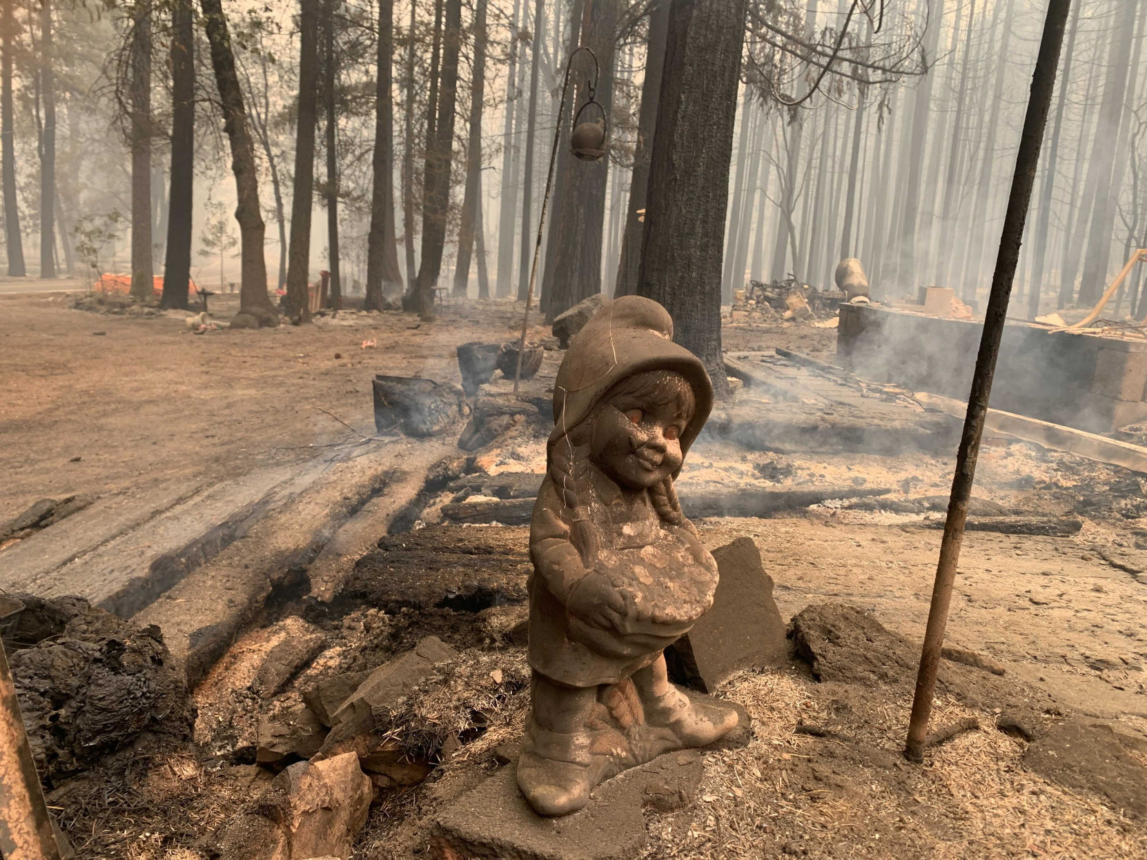 HEAT, WIND, LIGHTNING RAISE THREAT IN CALIFORNIA